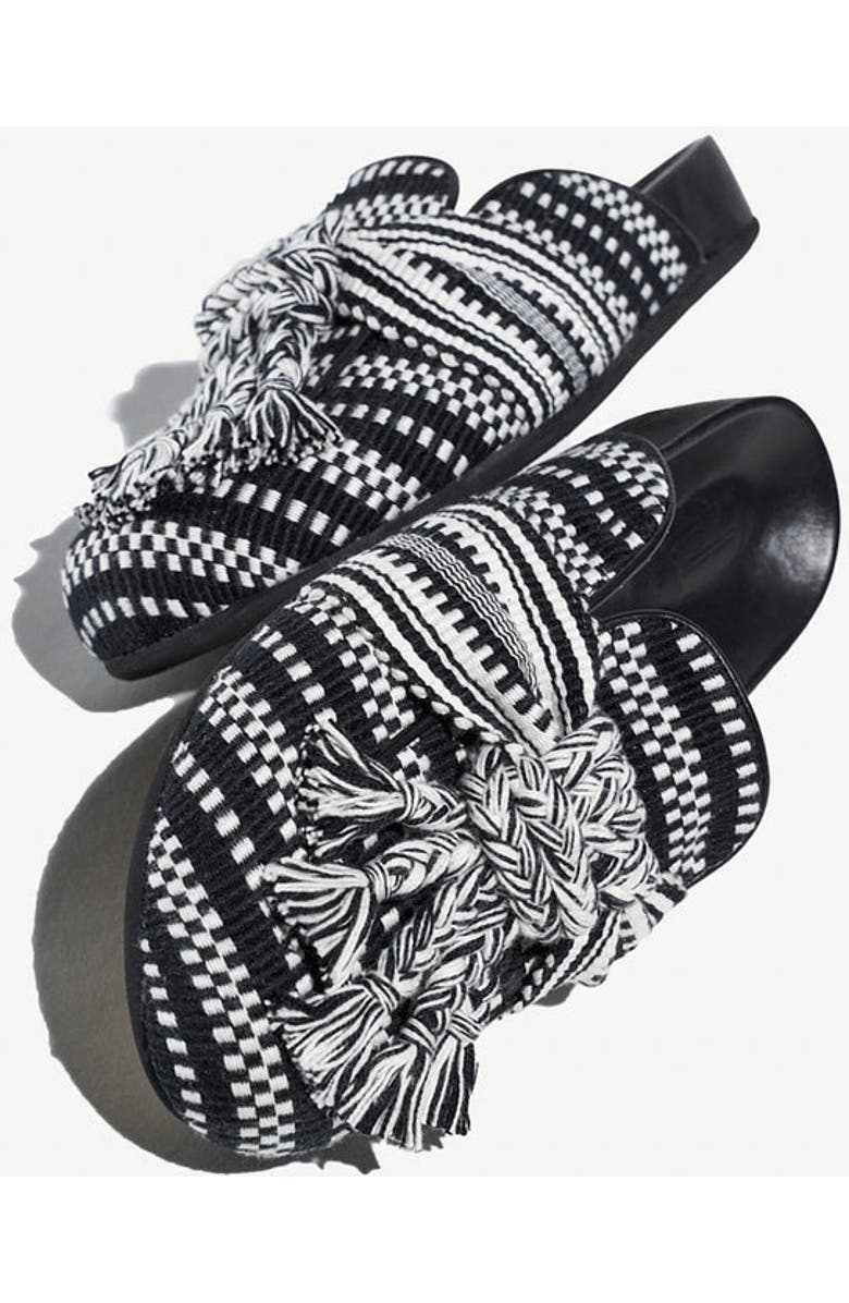 Amambaih Anto Clog, Alternate, color, Ivory-Black