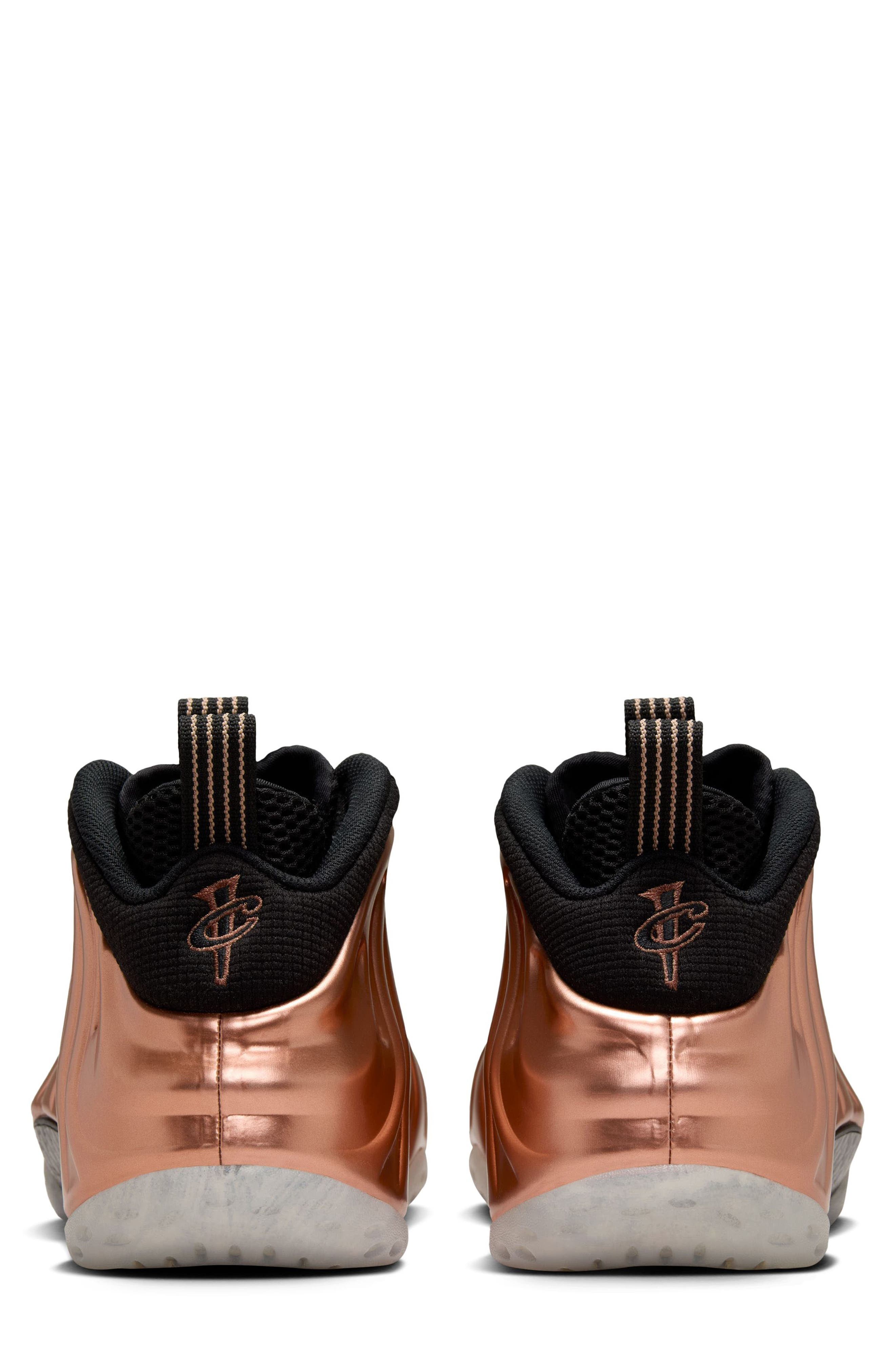 Nike Air Foamposite One Basketball Sneaker, Alternate, color, 