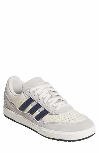 adidas Tyshawn II Sneaker