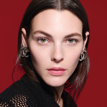 CHANEL N°1 DE CHANEL L'EAU ROUGE Revitalizing Fragrance Mist