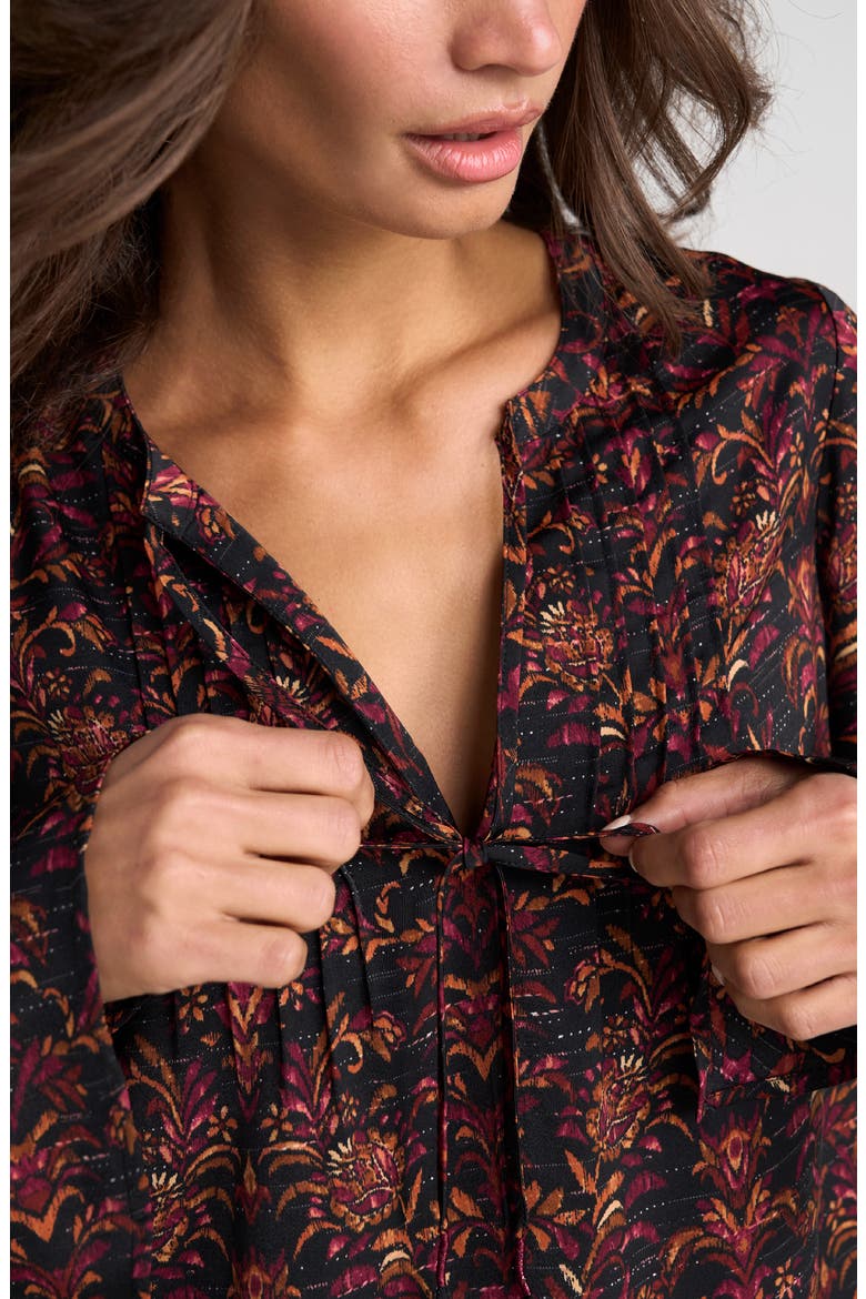 Pintuck Split Neck Sateen Top, Alternate, color, BLK/ BURGNDY MLT