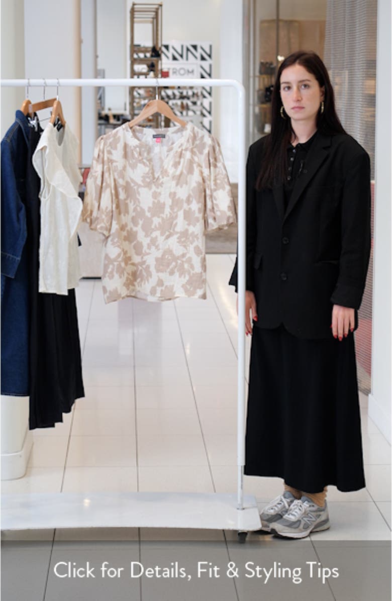 Organdy Puff Sleeve Top, sales video thumbnail