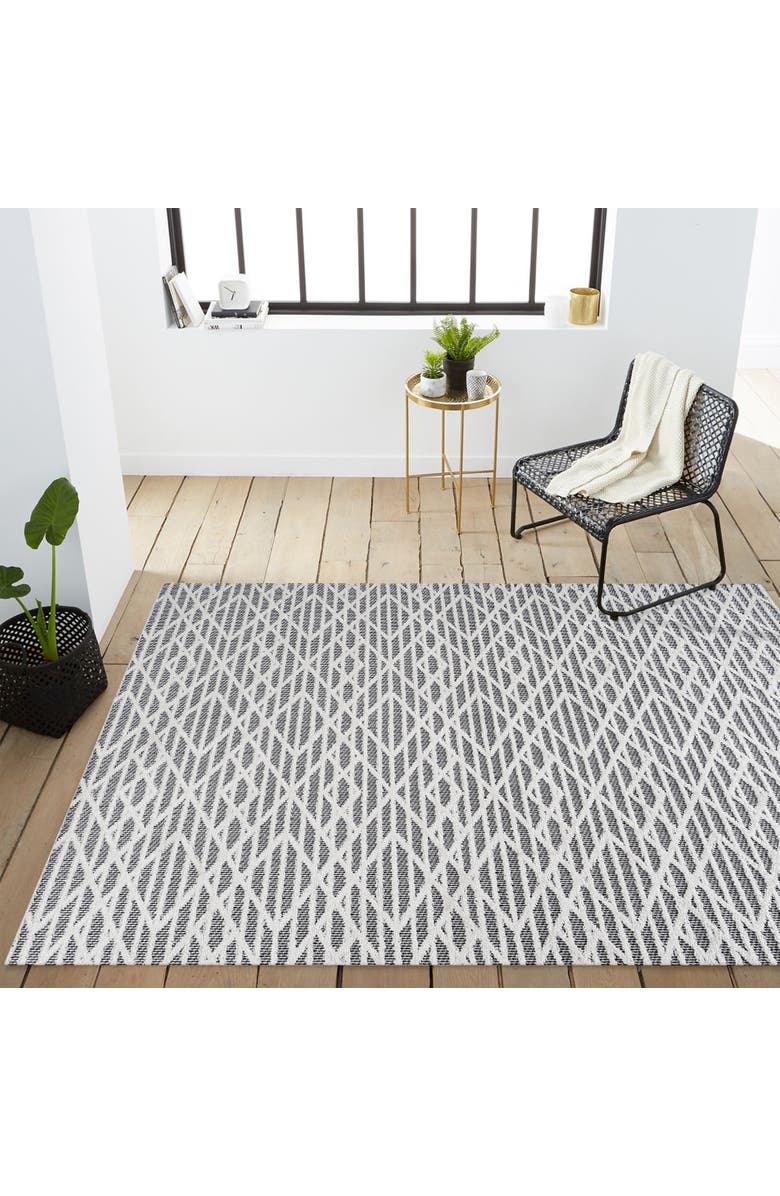 JONATHAN Y Ararat High-Low Pile Moroccan Diamond Modern Indoor/Outdoor Area Rug, Alternate, color, Black/Ivory