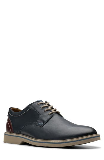Clarks ® Radcliff Plain Toe Derby In Navy Leather