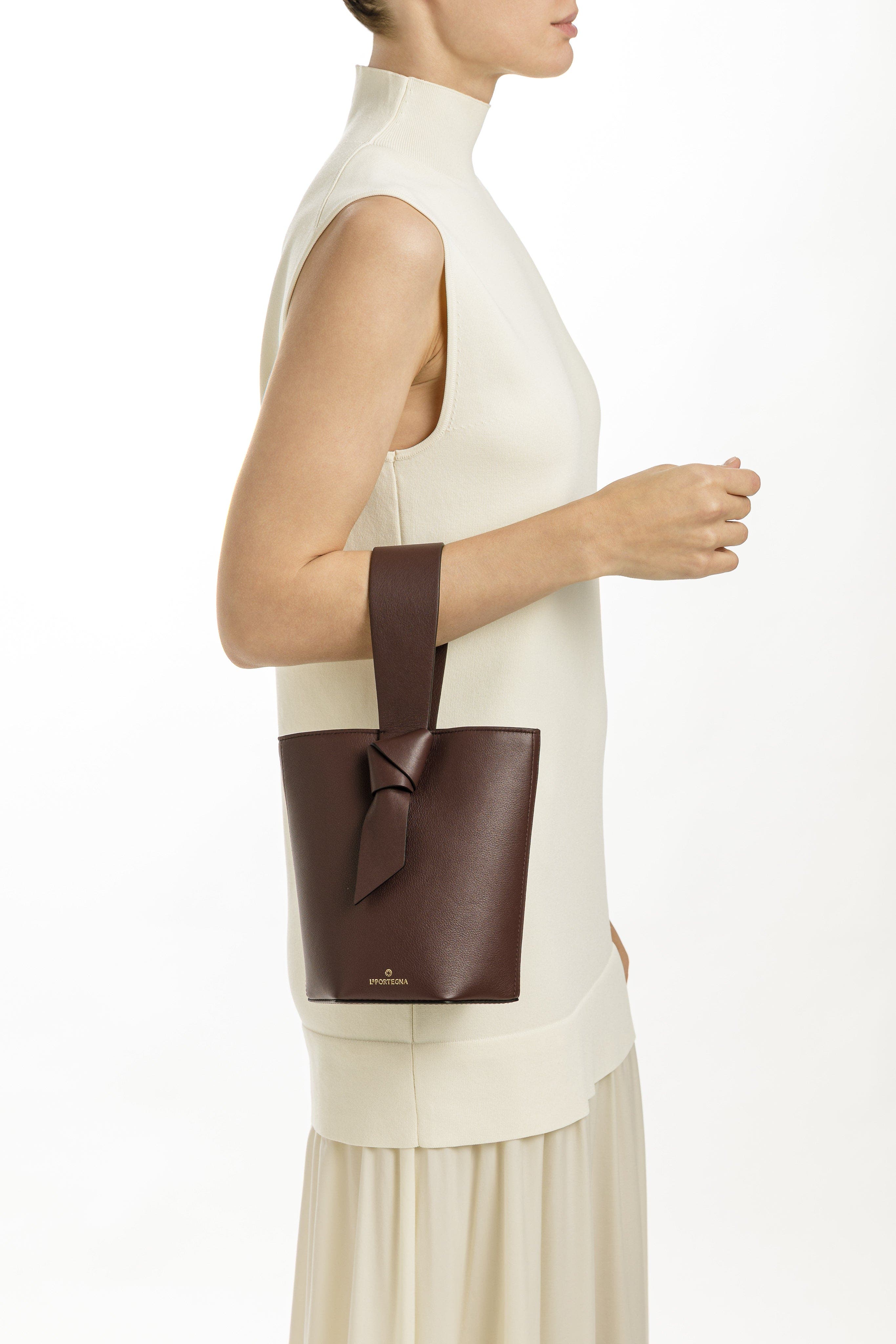 Julieta Shoulder Bag Minimalist Lines And Timeless Design, Alternate, color, Burgundy