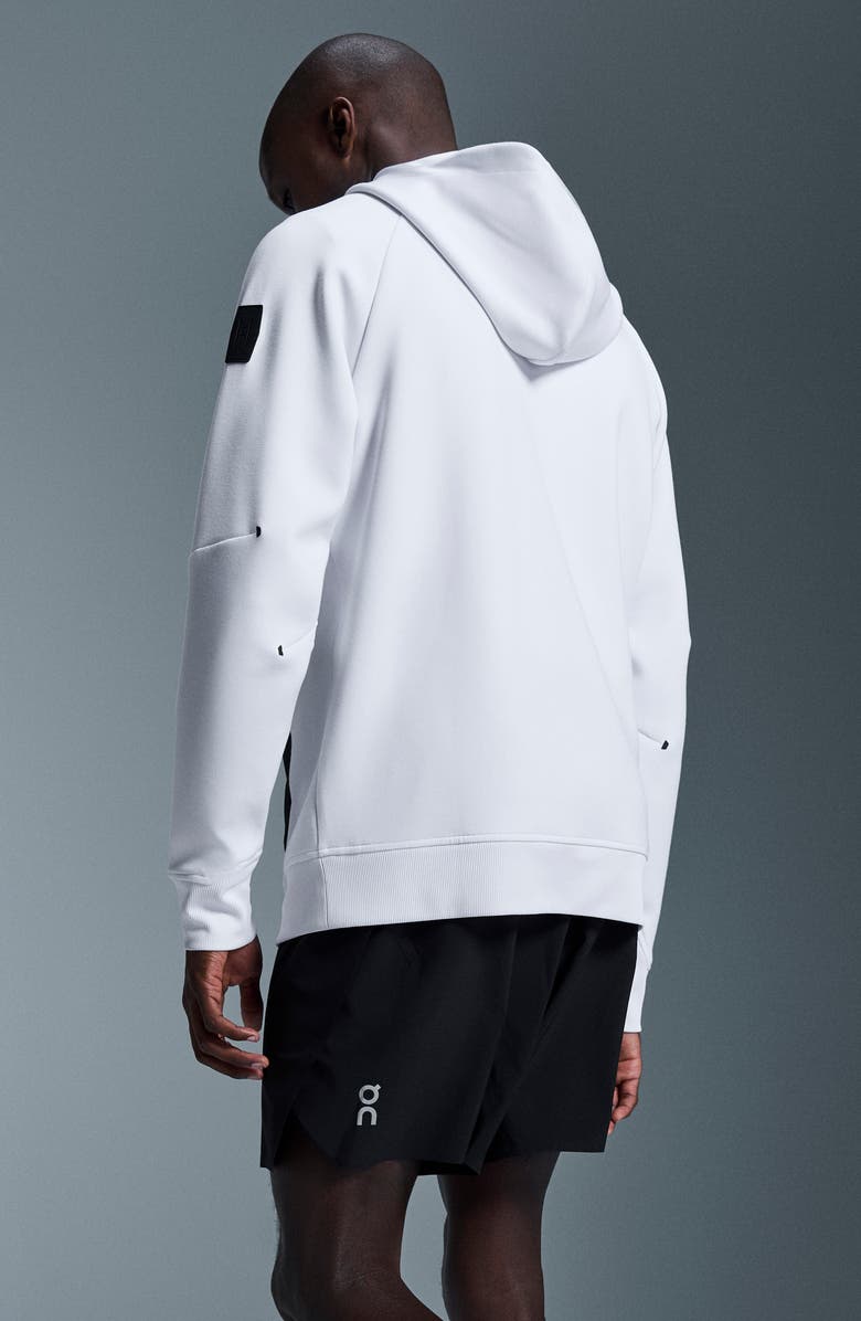 On Core 7-Inch Running Shorts, Alternate, color, Black