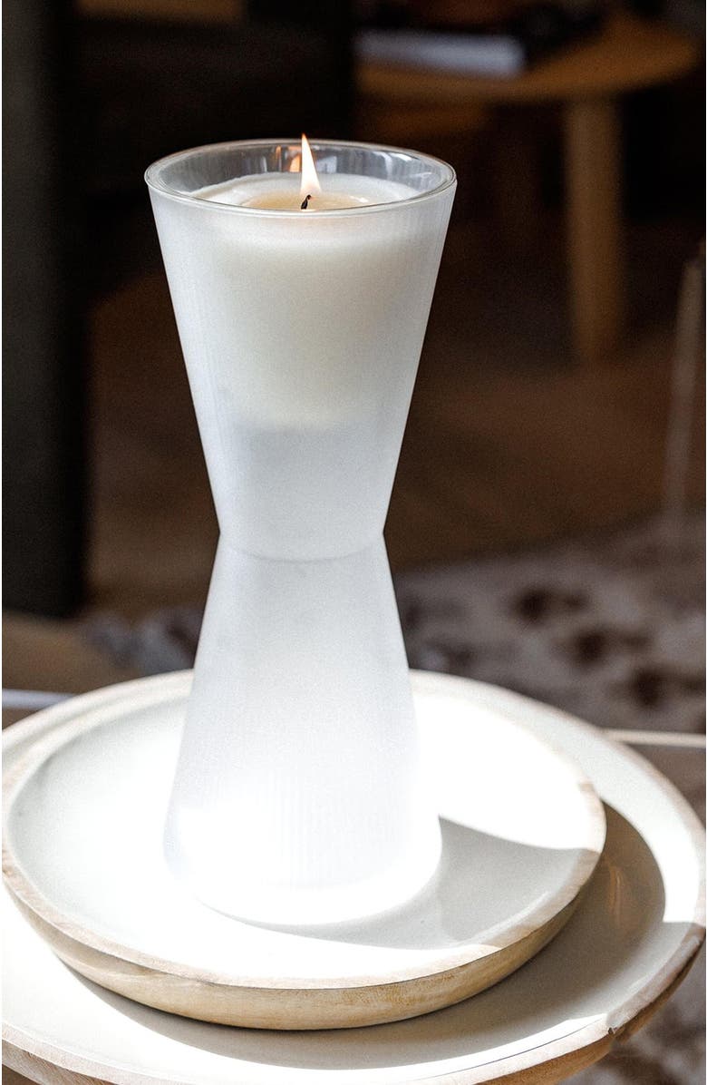 Ozaiz AIZ Candle - Oud & Bergamot, Alternate, color, Frosted