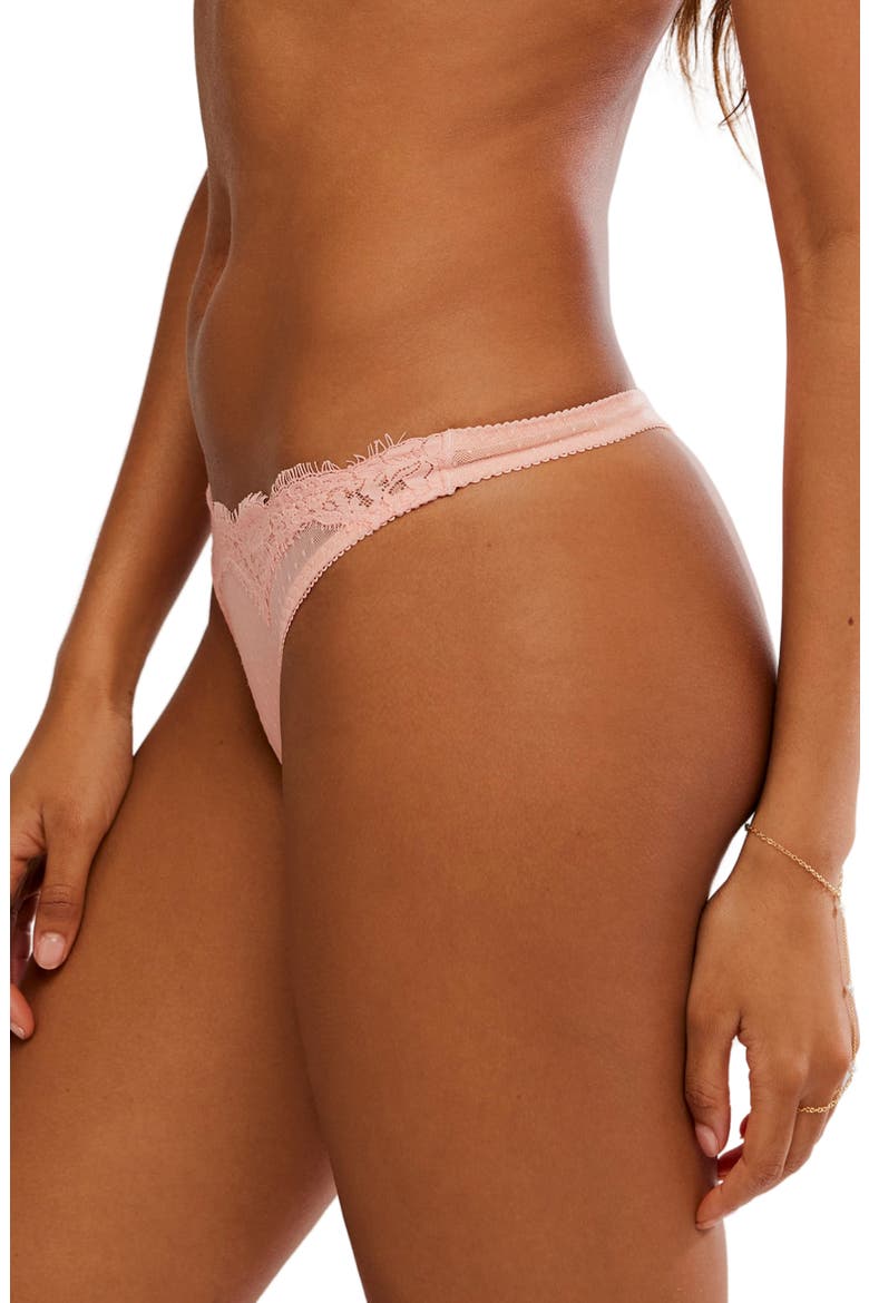 Fiona Thong, Alternate, color, FLAMINGO FLAMENCO