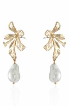 Flower Imitation Pearl Drop Earrings