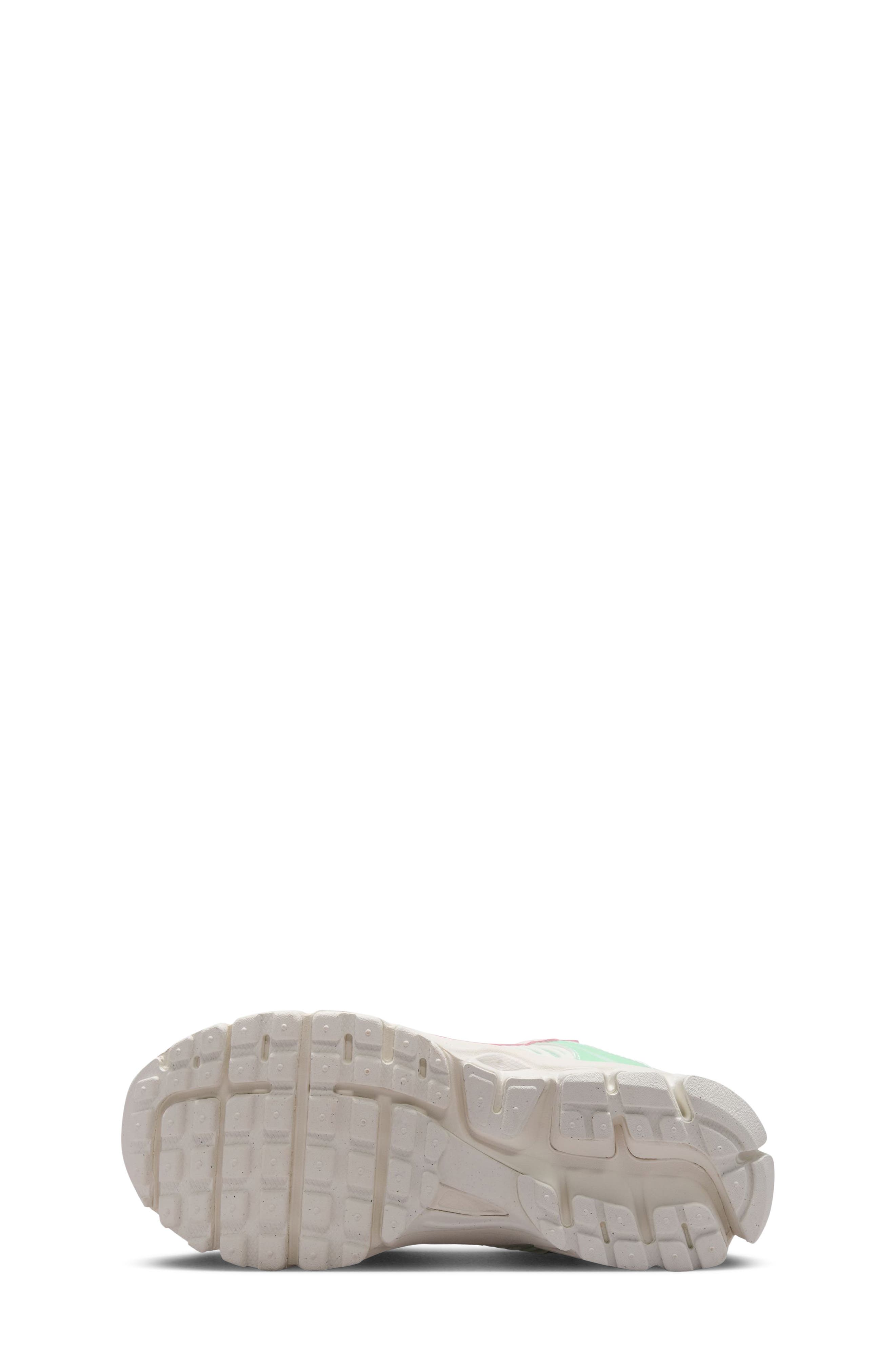 Kids' Vomero 5 Sneaker, Alternate, color, 111 SAIL/SAIL