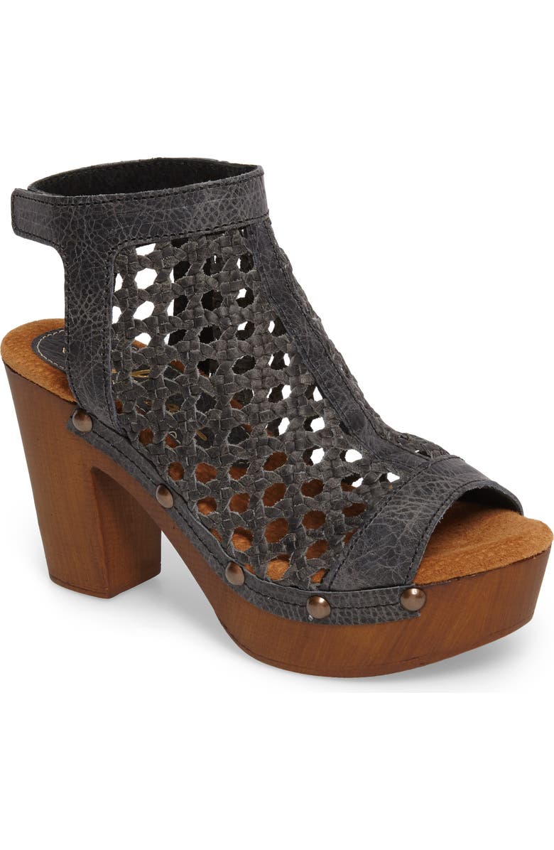 Sbicca Outlast Woven Sandal, Main, color,