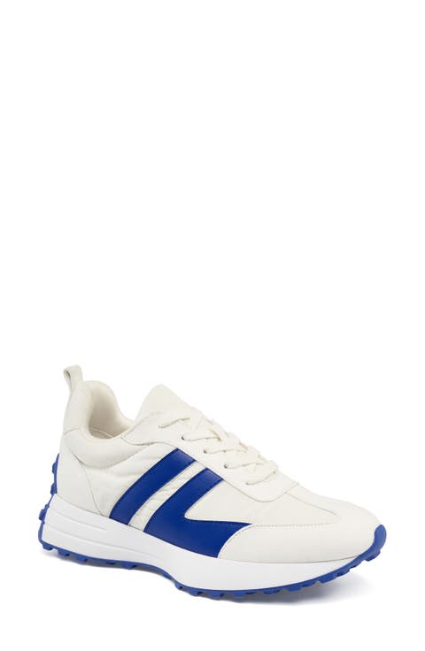 Janey Sneaker (Women)