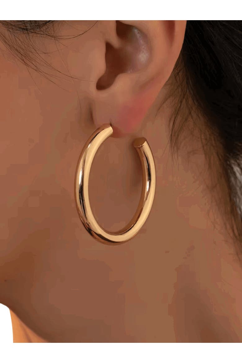 Bold and Beautiful Hoop Earrings, Alternate, color, Gold