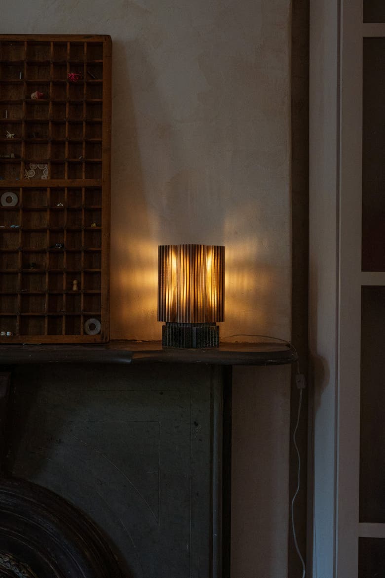 Brut Lamp, Alternate, color, Smoke