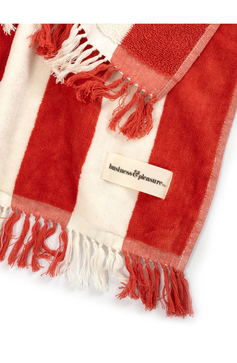 BUSINESS AND PLEASURE CO Holiday Fringe Beach Towel, Alternate, color, 