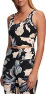 Under Armour Meridian Performance Scoop Neck Crop Tank