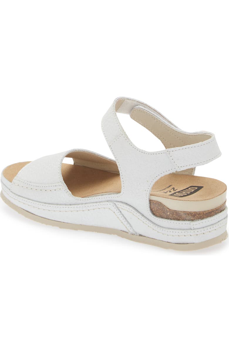 On Foot 250 Madison Platform Sandal, Alternate, color, Blanco