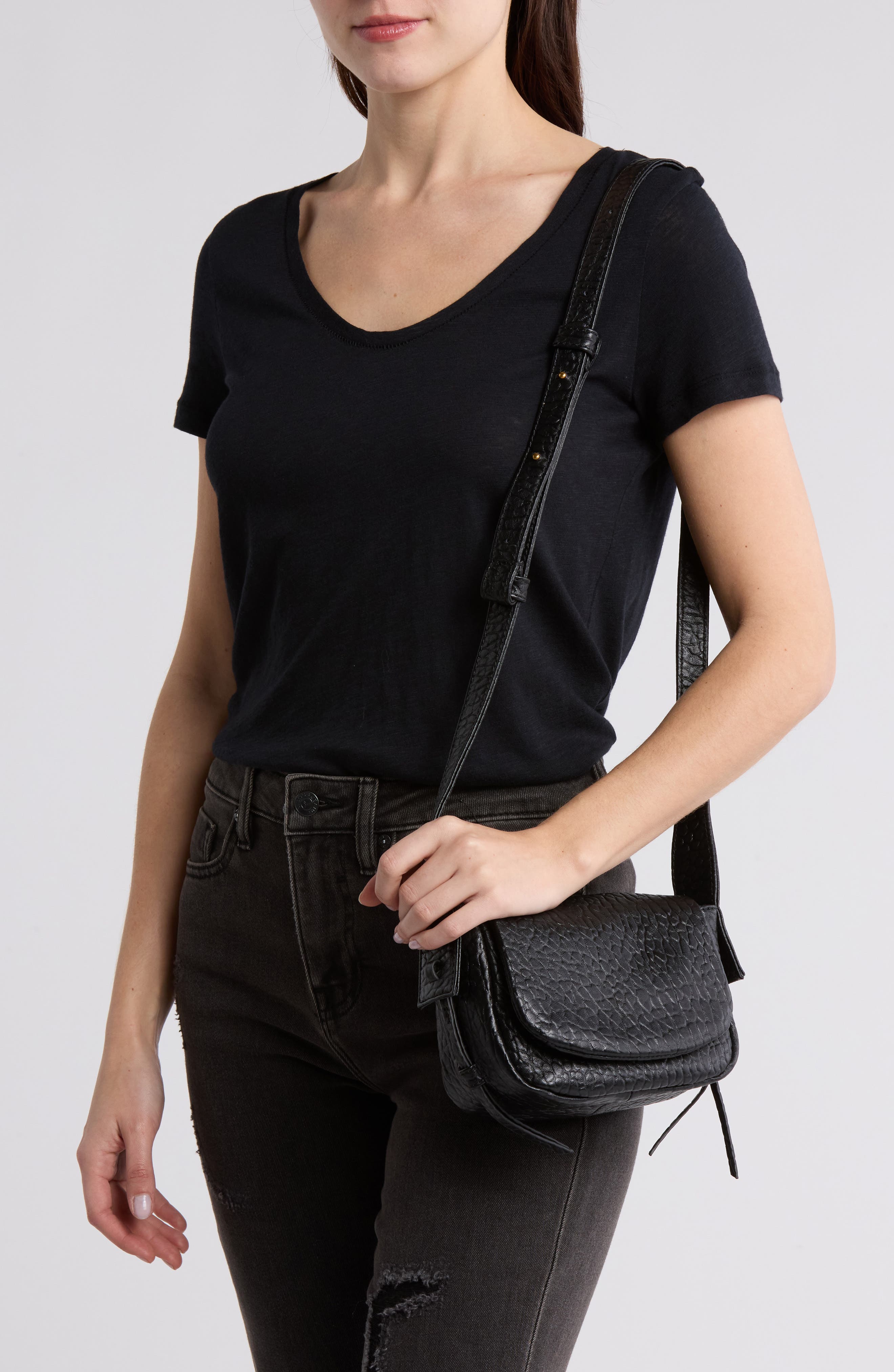 HOBO Bonita Mini Messenger Crossbody Bag, Alternate, color, 