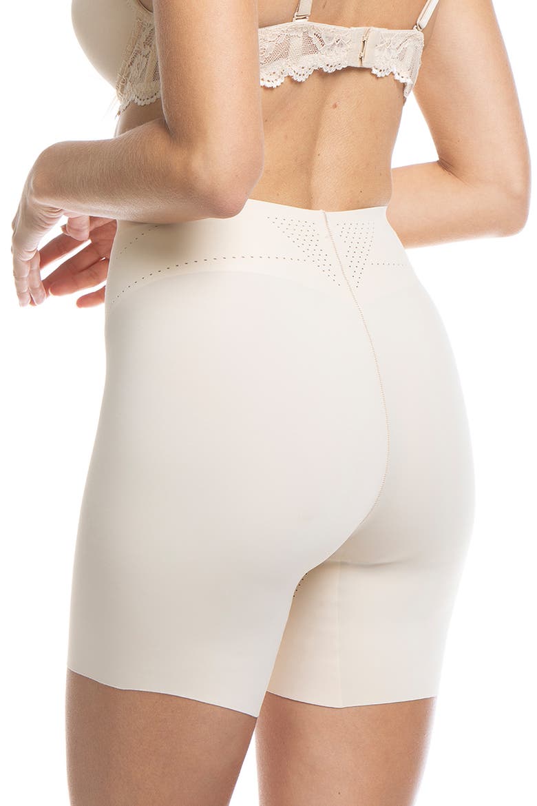 Dream Shaper Shorts, Alternate, color, LATTE