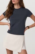 Vuori Feather Classic T-Shirt
