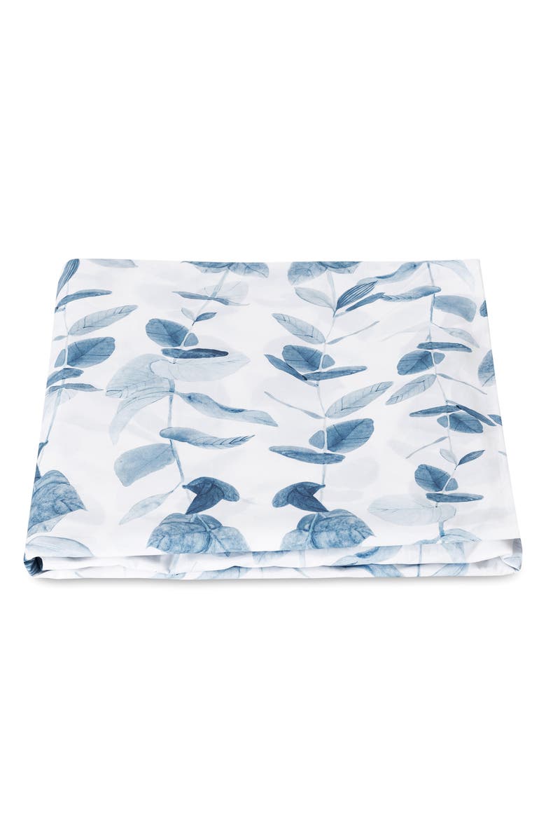 Matouk Antonia 500 Thread Count Cotton Percale Fitted Sheet, Main, color, Hazy Blue