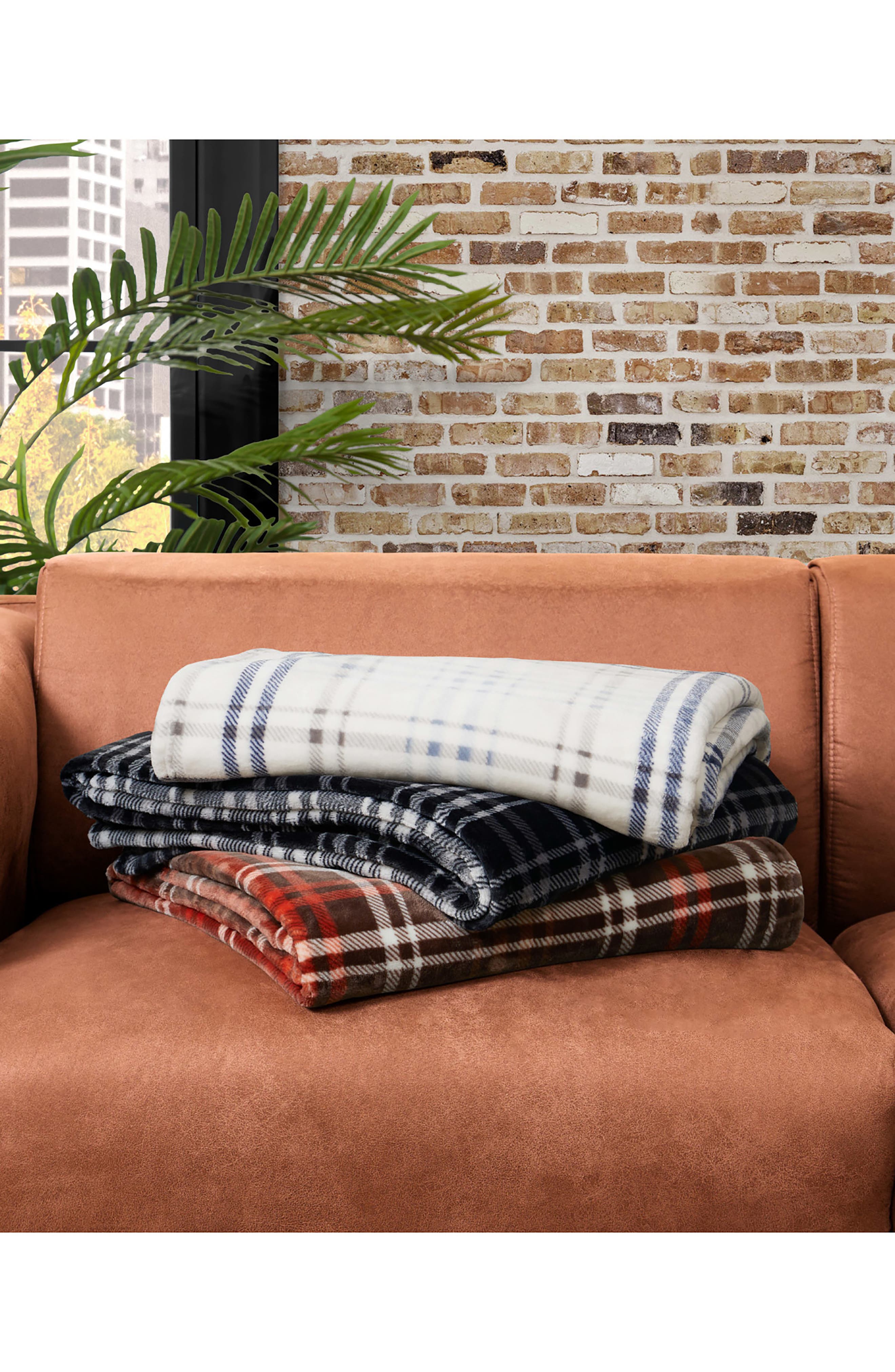 Camper Plaid Throw Blanket - 50" x 70"