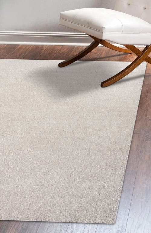 Jonathan Y Haze Solid Low-pile Area Rug In White