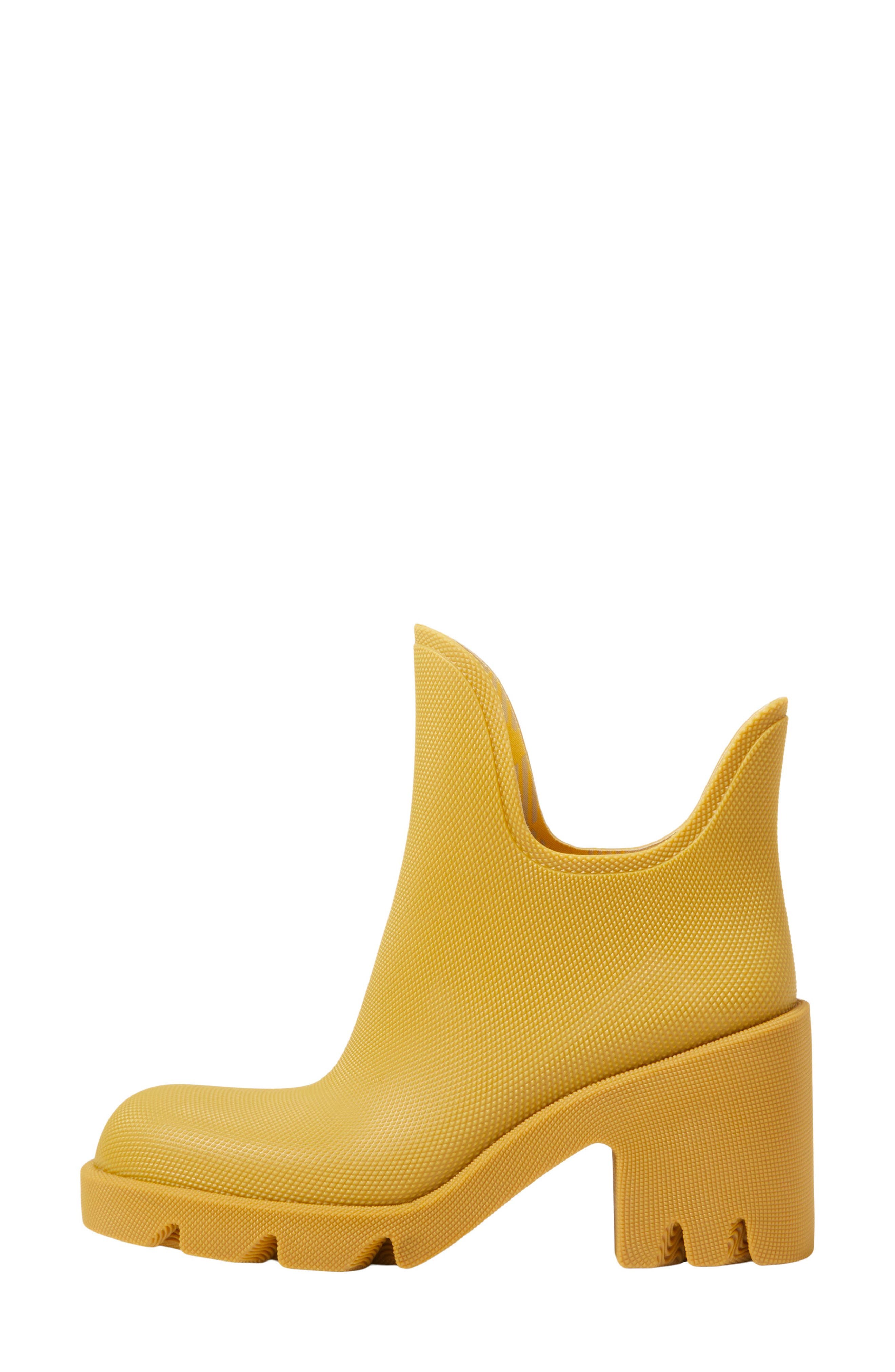 Burberry Marsh Textured Ankle Boot, Alternate, color, Manilla