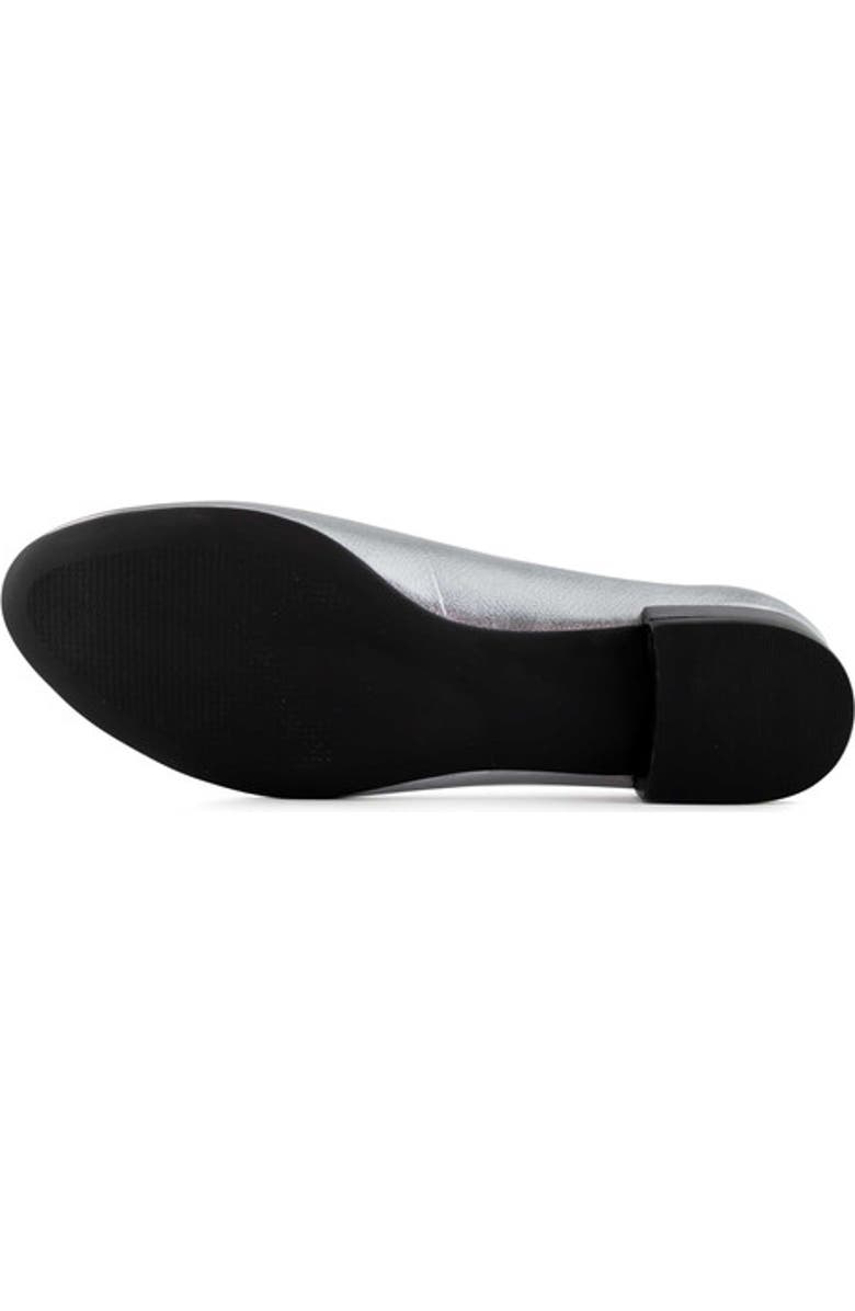 Marc Joseph New York Madison Leather Flat, Alternate, color, Silver Metallic