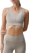 Born Living Yoga Maan Medium Support Performance Sport Top