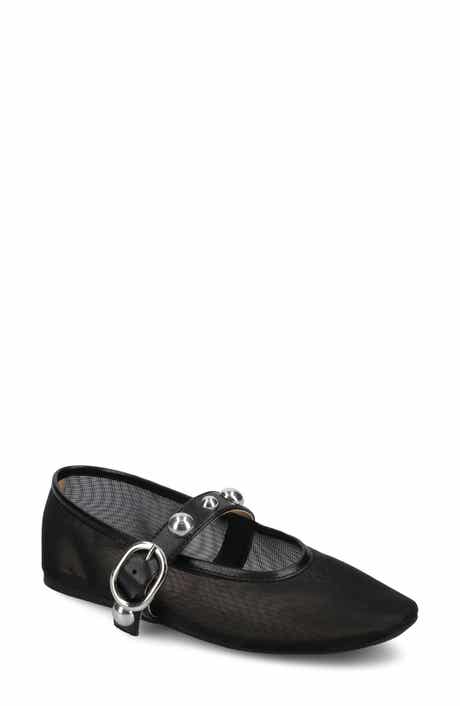 Journee Collection Naveah Studded Ballet Flat