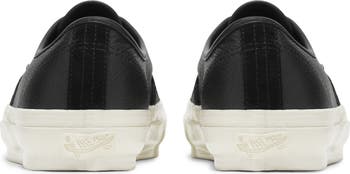U LX Authentic 44 Sneaker