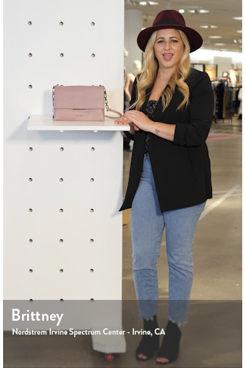 Diilila Leather Crossbody Bag video