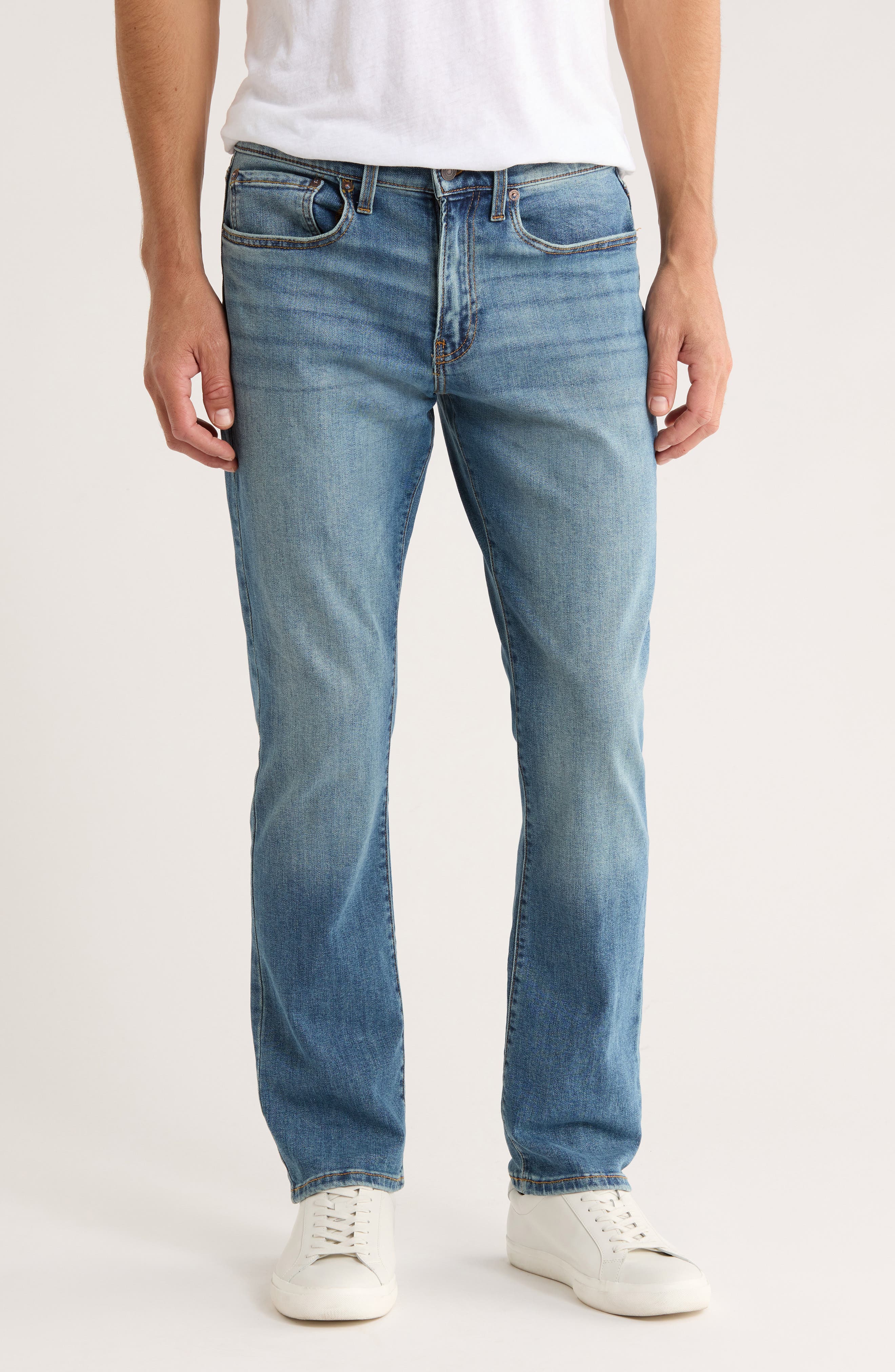 Lucky Brand 223 Straight Jeans
