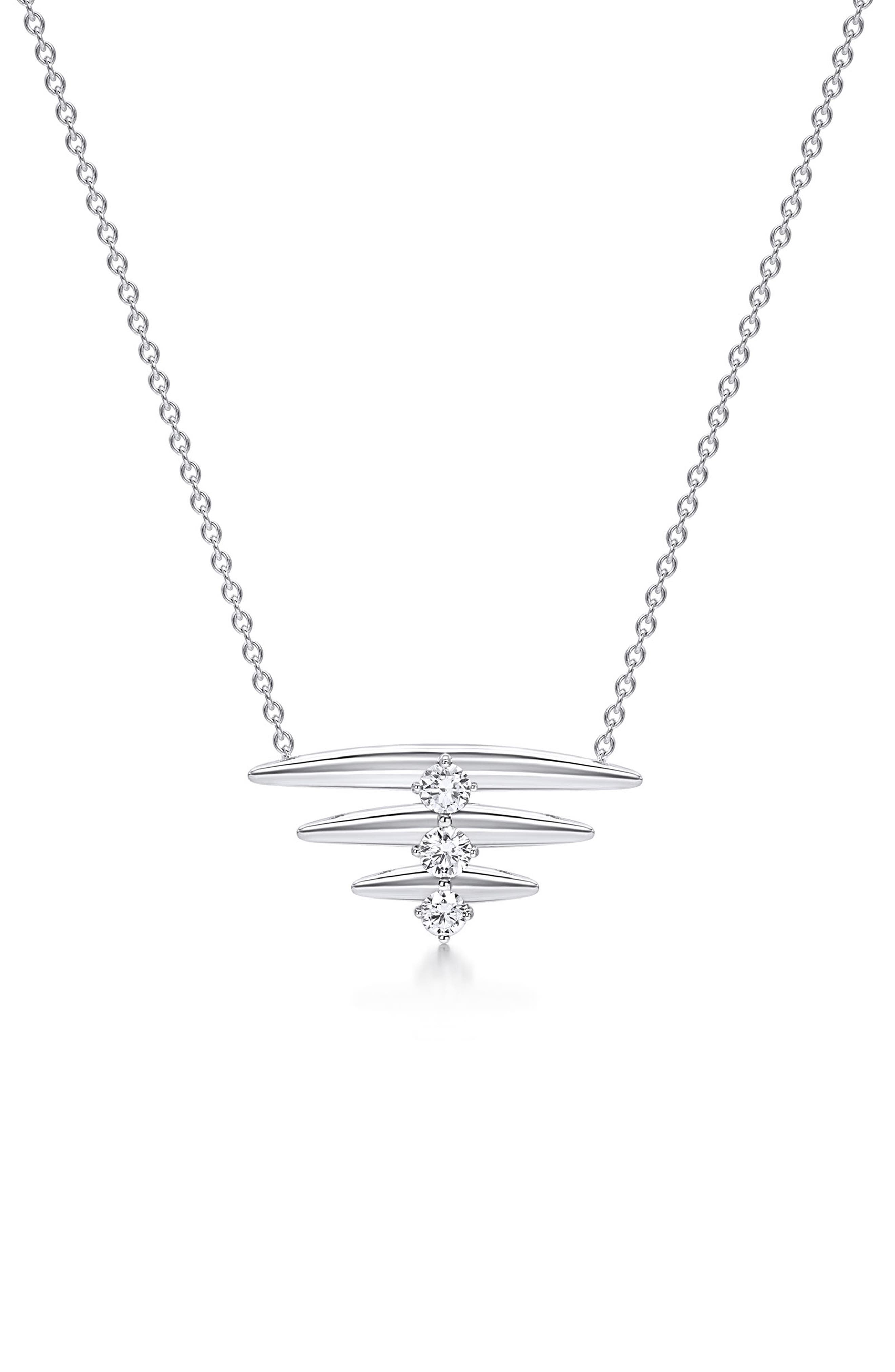selected 18K WHITE GOLD