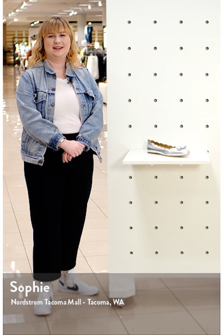 Salvatore Ferragamo Varina Shell Flat video