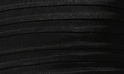 Astr The Label Yamuna Crystal Trim Top In Black