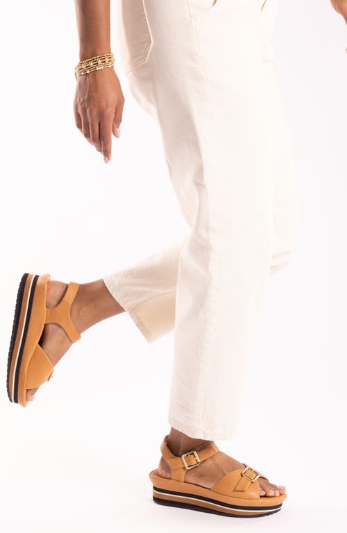 L'amour Des Pieds Vardant Platform Sandal In Lioness