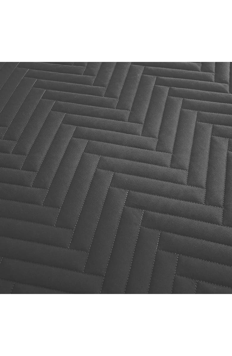 SOUTHSHORE FINE LINENS Chevron Quilt Set, Alternate, color, Slate