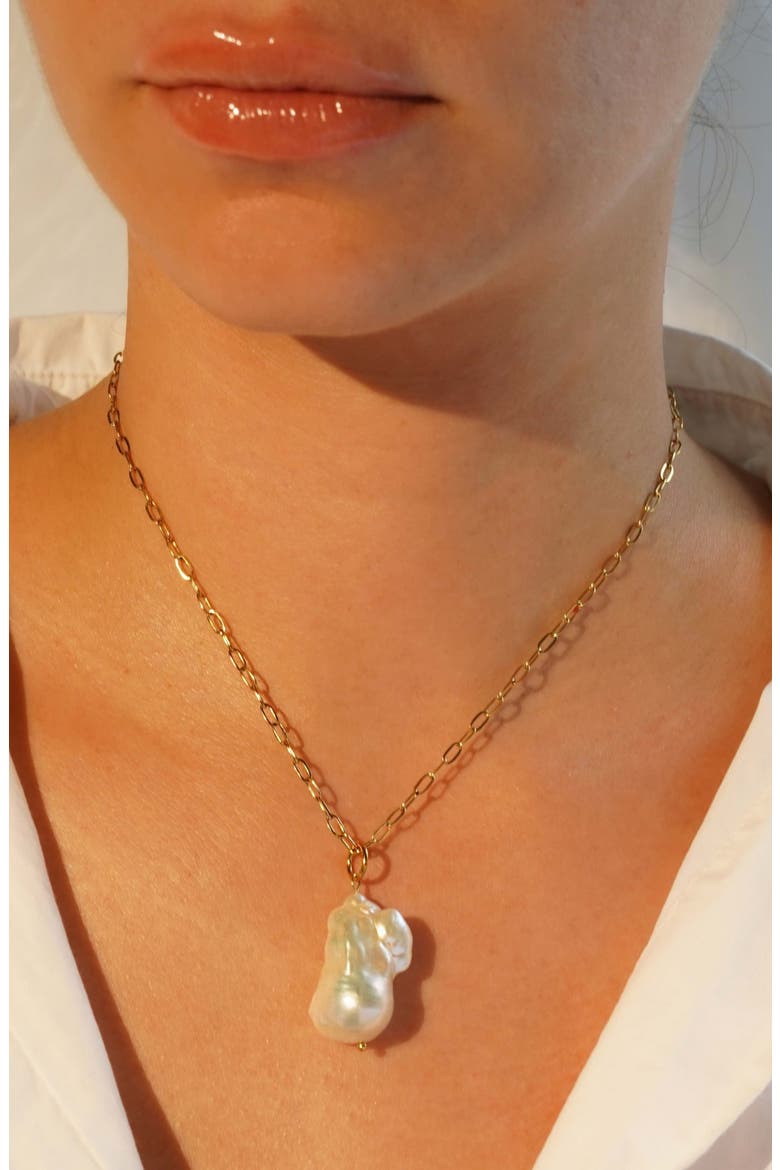 Baroque Pearl Charm, Alternate, color, GOLD/ WHITE