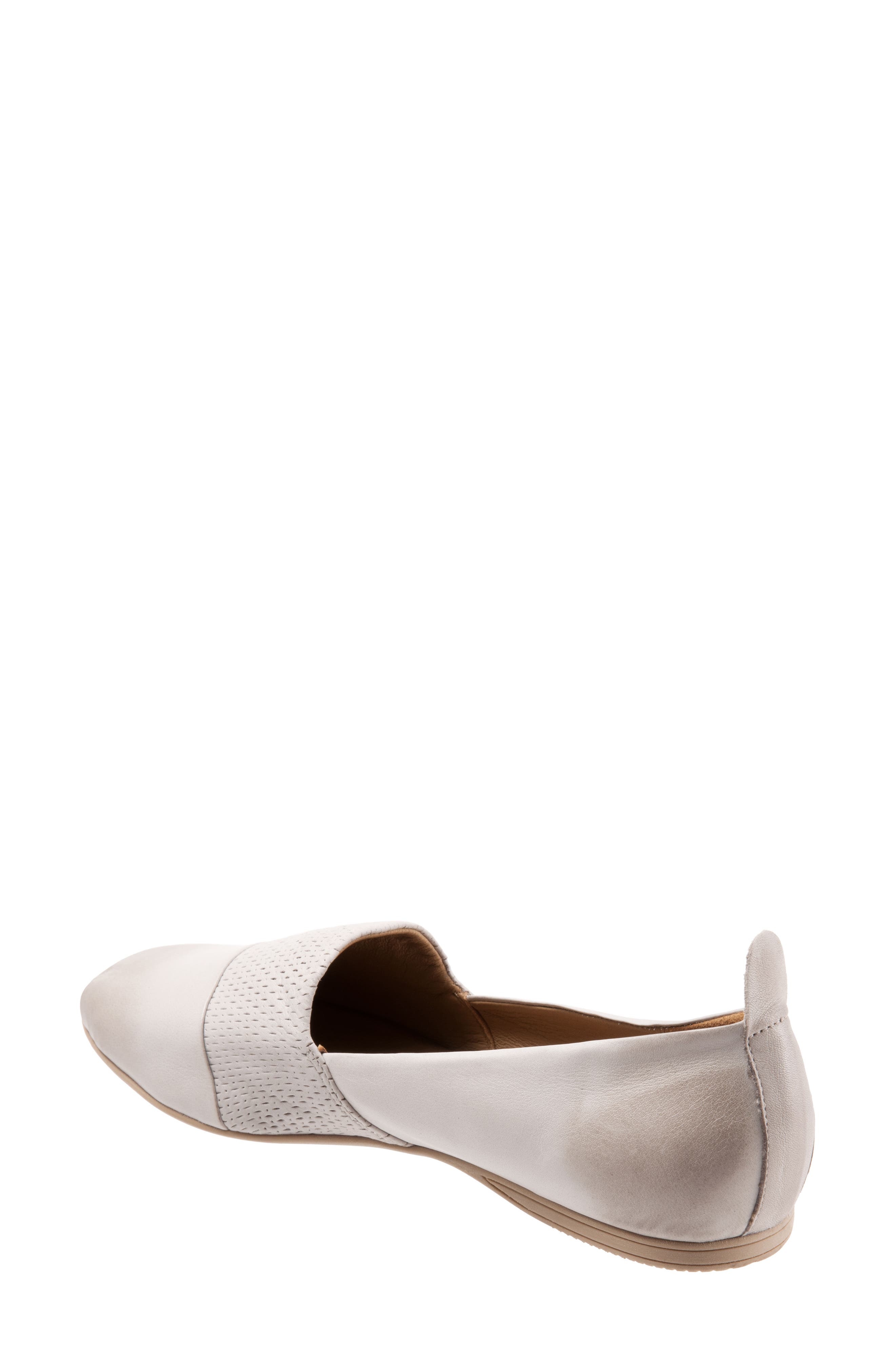 Katy Flat, Alternate, color, LIGHT GREY LEATHER
