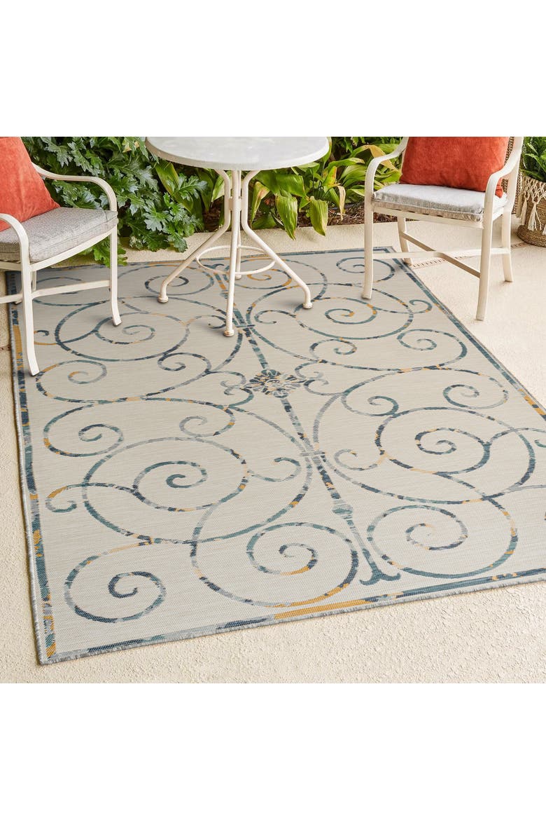 Danae Classic Cottage Filigree Scroll Reversible Machine-Washable Indoor/Outdoor Area Rug, Alternate, color, Cream/Navy