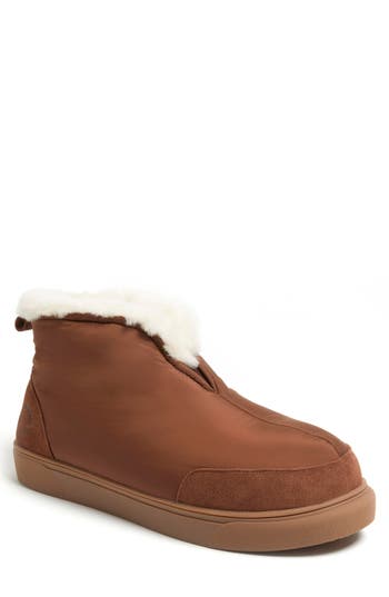 Fireside By Dearfoams Warm Up Water Resistant Genuine Shearling Lined Slipper In Brown
