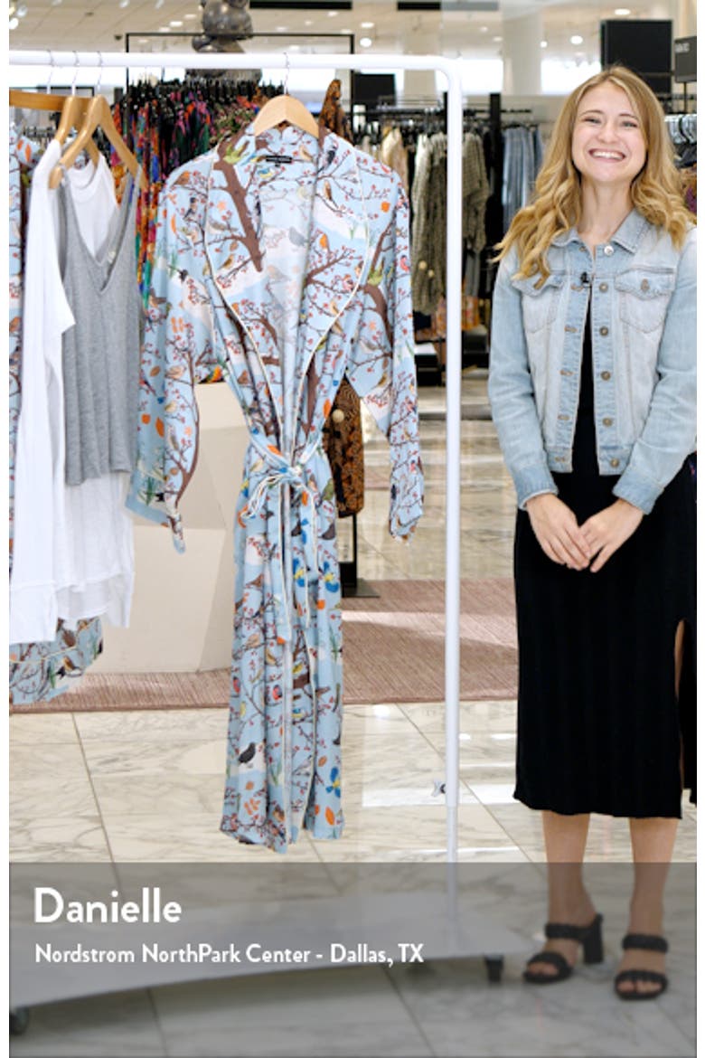 Winter Birds Long Robe video