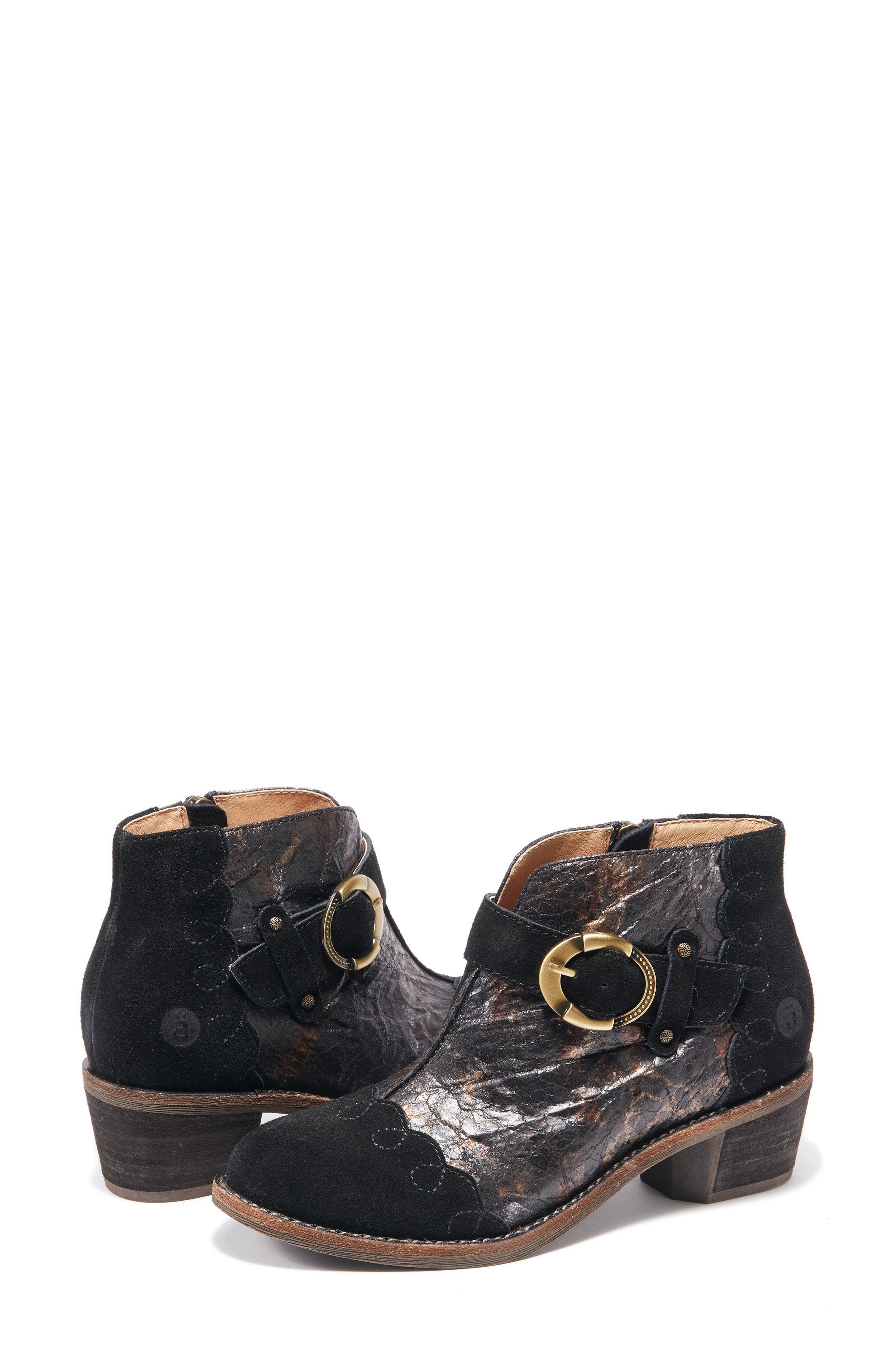 Hälsa Footwear Miranda Bootie, Alternate, color, Black