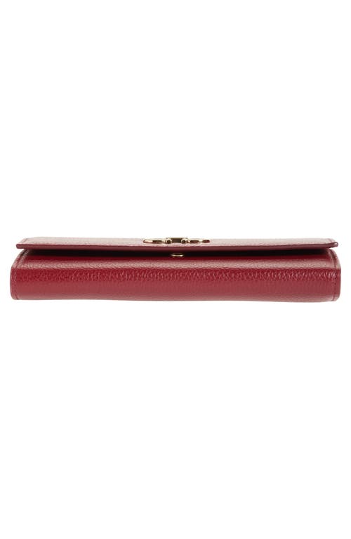 Ferragamo Double Gancio Leather Wallet On Chain In Borgogna