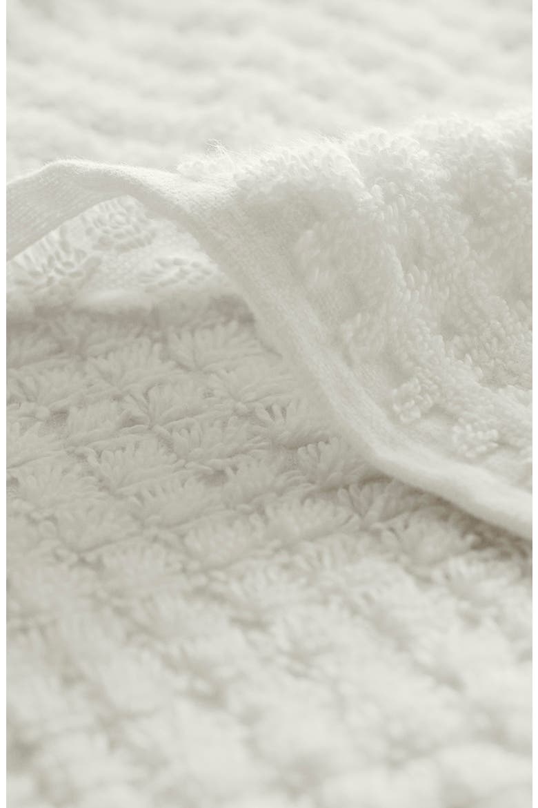 Set Of 2 Turkish Waffle Washcloths, Alternate, color, WHITE