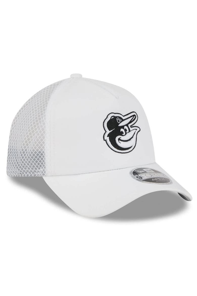 Men's New Era White Baltimore Orioles 2026 Batting Practice Apex 9FORTY Adjustable Trucker Hat, Alternate, color, White