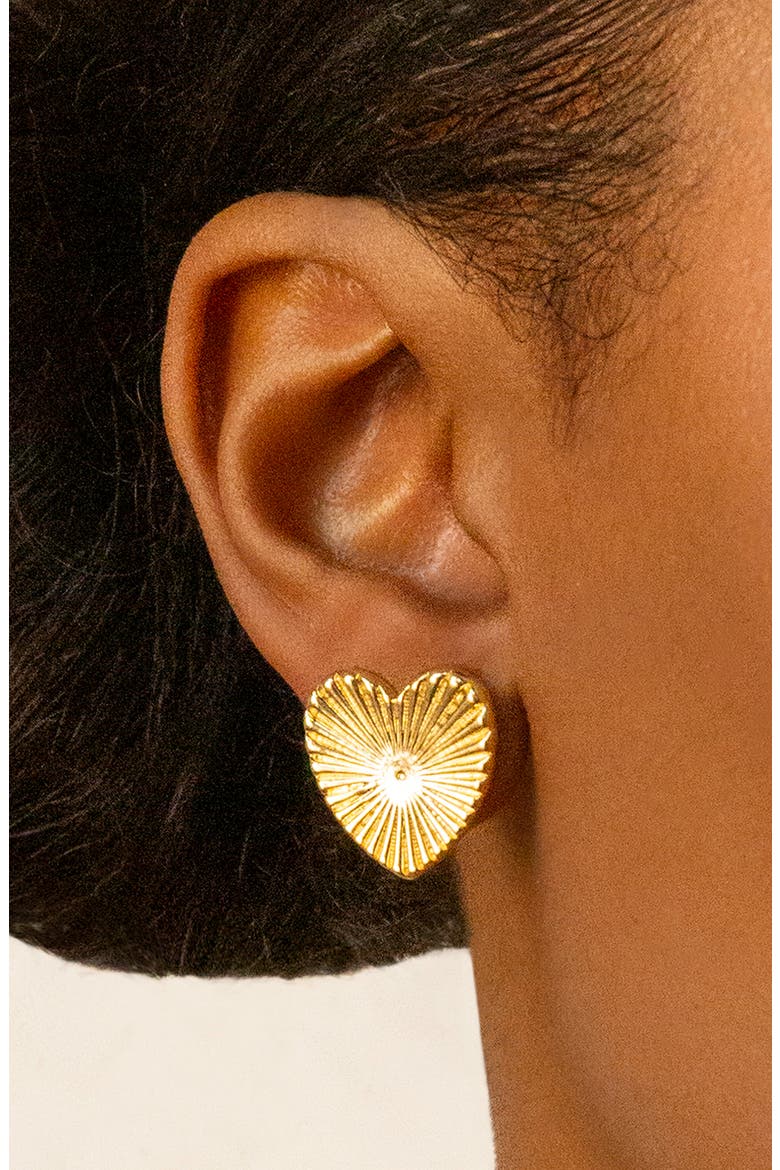 Oversize Etched Heart Stud Earrings, Alternate, color, GOLD