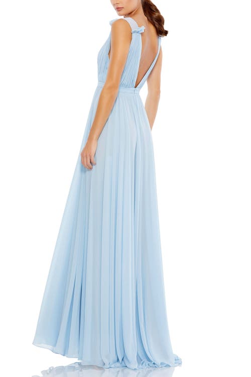 MAC DUGGAL MAC DUGGAL PLEATED CHIFFON SLEEVELESS V-NECK GOWN